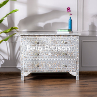 Table de chevet blanche à incrustations florales, 4 tiroirs, faite à la main, style indien moderne, commode à tiroirs 3x3 pouces