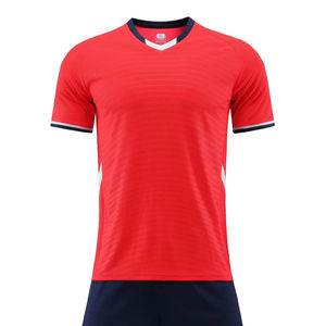 Tenues de football personnalisées pour équipes, légères, durables, à séchage rapide, ensemble de maillots de football par sublimation - Product Image 1