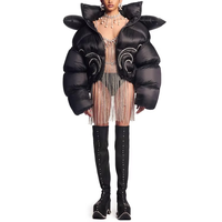 Doudoune d'hiver personnalisée pour femmes High Street Style Black Rhinestone Hooded Zipper Crop Canvas Fabric Coated with Front Logo