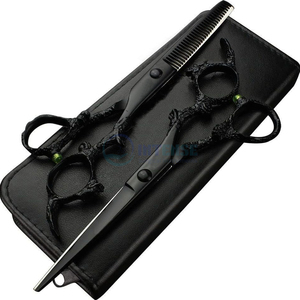 Tijeras de Diseño Profesional Aichei Mountain Offset, Color Negro Mate, Combo de Tijeras y Adelgazadoras, Acero Inoxidable Resistente - Product Image 6