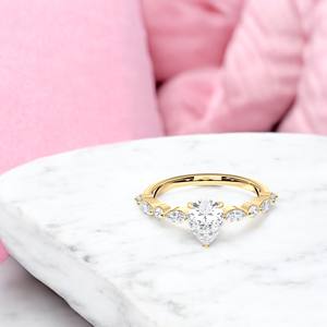 Bague de fiançailles sophistiquée en forme de poire, ronde et marquise de 1,36 ct avec diamant de laboratoire en or 14 carats, vente en gros OEM - Product Image 6