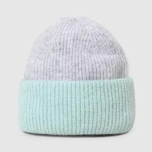 Gorro de punto personalizado | Gorro de invierno cálido al por mayor | Fabricante de gorros de calavera de moda unisex - Product Image 4