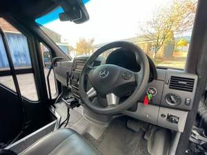 Mercedes Sprinter 2017, Autobús con Volante a la Derecha, Transmisión Automática, Gasolina, Emisión Euro 3, 11-20 Asientos, Velocidad Máxima 111-130 km/h - Product Image 6