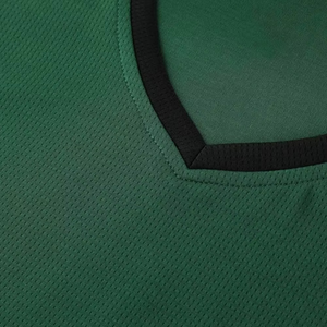 Tenues de basketball professionnelles personnalisées OEM/ODM avec logo imprimé, respirantes, 100 % polyester, anti-bactériennes et anti-UV - Product Image 5