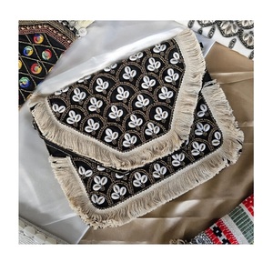 Bolsos de mano de lujo personalizados de utilidad India hechos a mano para mujer, bolso de mensajero bohemio para mujer, bolsos de mano de noche con cuentas para mujer - Product Image 1