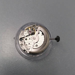 Movimiento mecánico automático esqueletizado Miyota 82S5 Japón 21 joyas, piezas de reloj con segunda pequeña y corazón abierto para micromarcas OEM - Product Image 3