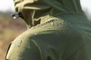 Veste coupe-vent de travail d'hiver en plein air avec logo personnalisé imperméable à capuche zippée Plus en polaire pour femmes et hommes - Product Image 6