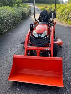 Tractor de Jardín Usado Kubota LA340 4WD, Mini Cortacésped con Motor, Bomba y Sistema IoT 2WD para Agricultura - Product Image 5