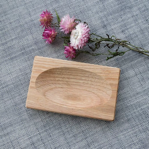 ที่วางสบู่ไม้ธรรมชาติสำหรับห้องน้ำและห้องครัว |   ถาดวางสบู่ไม้ไผ่แบบยั่งยืนพร้อมดีไซน์ระบายน้ำ - Product Image 1