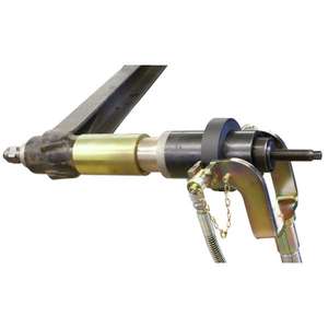 Extractor de Engranajes Gedore KL-1001-251 A-57 mm con Herramienta de Rodamiento Silencioso de 57 mm - Product Image 3