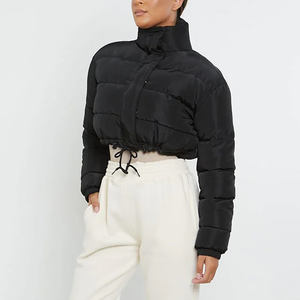 Chaqueta acolchada de burbujas recortada de Invierno para mujer personalizada, Abrigo acolchado de retazos, servicio OEM/ODM - Product Image 4