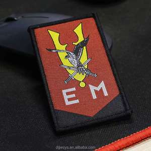 Patchs de personnage d'anime brodés personnalisés en gros patchs de broderie thermocollants des fabricants sur toile tissu tissé et PVC - Product Image 2