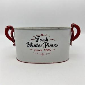 Jardinière de Noël en métal Yule Glow conçue pour améliorer la décoration hivernale extérieure avec un artisanat durable de style vacances classique - Product Image 2