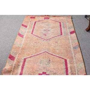 Tapis Patchwork Rose Beige Traditionnel 2.6X11 ft Rectangle Couloir Design pour Entrée Salon Viscose Laine Latex Maison Élégante - Product Image 3