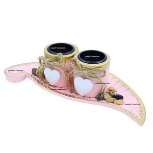 Ensemble de bougeoirs à thé rustiques en or rose avec plateau décoratif à motif de feuilles Pièce maîtresse élégante pour la décoration festive et intérieure - Product Image 1