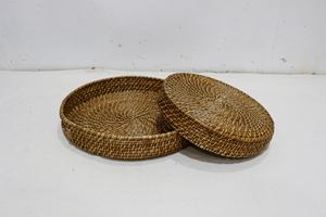 Plateau de service rond multifonction en rotin moderne Artex Dong Thap avec poignées, organisateur décoratif pour la maison - Product Image 4