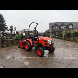 Tracteur compact 4x4 Kioti CK2810 28HP 2016 - Product Image 1