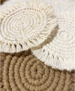 Sous-verres en coton macramé en gros, design rond en tissu tissé avec des glands, fabriqués en Inde - Product Image 5