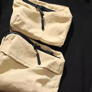 Sudadera con capucha para hombre personalizada de manga larga de peso ligero para exteriores/MOQ bajo diseño OEM personalizado sudaderas con capucha para hombre a la venta - Product Image 4