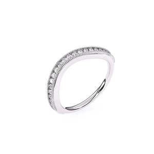 Elegante Anillo de Boda Vintage con Diamantes Curvos Cultivados en Laboratorio de 0.18 Ct en Oro Amarillo, Blanco y Rosa de 9K - Product Image 3