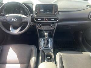 Usado cuidadosamente 2021 H-yun-dai K-ona Limited 4dr SUV AWD (1.6L 4cyl Turbo 7AM) - Product Image 4