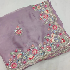 Jari Border เขียนโค้ดได้ทั้งหมดมีหลายงานและ Butti กับ gotta patti บน organza Saree บริสุทธิ์เหมาะสำหรับงานแต่งงาน - Product Image 1