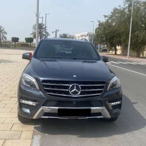 2014 Mercedes-Benz ML400 V6เครื่องยนต์เทอร์โบ AWD ขับเบาะหนังตกแต่งภายในสีเข้มพร้อมระบบควบคุมความเร็วคงที่ - Product Image 1