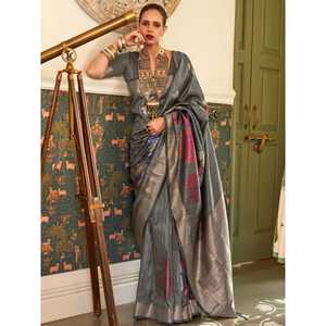 Elegante Sari de Seda Gris con Blusa, Técnica de Tejido Zari para Bodas - Product Image 4