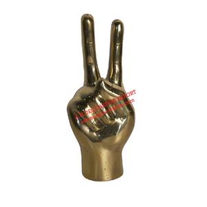 Mano de aluminio de alta calidad con poses Estatua de dedo Escultura Acabado dorado Venta al por mayor Precio - Product Image 1