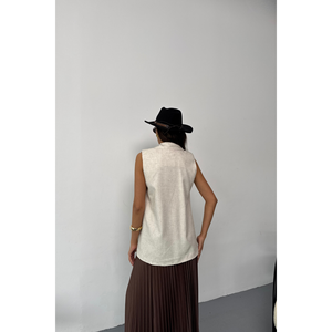 Gilet en lin pour femme avec boutons dorés – Produit brut - Product Image 1