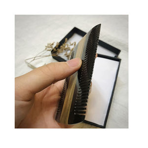 Peine de cuerno hecho a mano de Vietnam para uso en hoteles Tipo de peine para piojos - Product Image 6