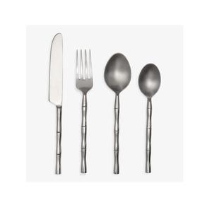 Ensemble de couverts en acier inoxydable à haute brillance assurant un aspect poli brillant, parfait pour les occasions spéciales et les rassemblements - Product Image 1