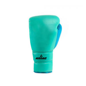 Gants de boxe de qualité supérieure avec une position confortable des mains, rembourrage uniforme et design stable - Product Image 4