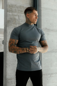 Camisetas de hombre de carbón de manga corta con Cuello redondo alto acanalado personalizadas al por mayor, camisetas transpirables de algodón mezclado para gimnasio activo para hombre - Product Image 4