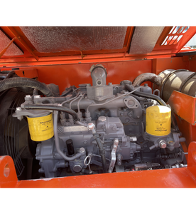 Mini-excavatrice sur chenilles Hitachi d'occasion de 8 tonnes avec moteur, boîte de vitesses et pompe - Product Image 1