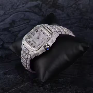 Montre-bracelet en diamant Moissanite VVS de haute qualité pour hommes en acier inoxydable glacé disponible à bas prix - Product Image 2