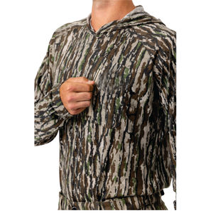 Camisa de manga larga con capucha de bambú Realtree OEM | Estilo atemporal original para entusiastas del aire libre - Product Image 5