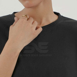 Dernier design de survêtement d'été pour femmes, vêtements de sport décontractés et légers pour l'extérieur, couleur personnalisée, haute qualité, vente en gros, 100% coton - Product Image 5