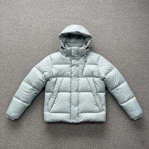 Vestes matelassées pour femmes de couleur gris clair au meilleur design 2026 Tissu respirant de haute qualité Capuche amovible Coupe ample Vestes d'hiver - Product Image 4