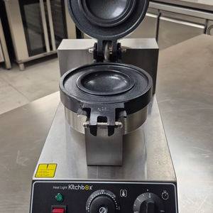 Machine à panini Kitchbox industrielle et commerciale en acier inoxydable antiadhésif et économe en énergie - Product Image 2