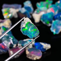 Lot de pierres brutes d'opale de feu naturelle éthiopienne, poids 5000 carats, opale noire sèche, haute qualité, certifiée par un tiers, bijoux