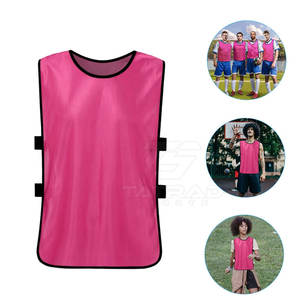 Derniers modèles de dossards d'entraînement de football en maille respirante et polyester, tissu doux professionnel, dossards de sport personnalisables - Product Image 4