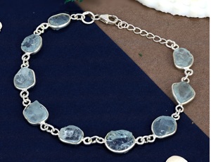 Gema de Aguamarina Natural de Alta Calidad con Engaste de Plata de Ley 925, Ajustable, Ideal para Regalo o Fiesta - Product Image 4