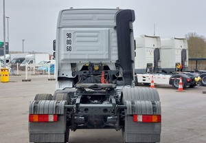 ACHETER aux enchères ! Camion tracteur d'occasion 2012 Actros 1844 Heavy Duty 4.X.2 avec retardateur et essieux larges - Product Image 4