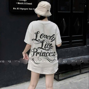 เสื้อยืดลายคิตตี้ เสื้อยืดแฟชั่นสำหรับผู้หญิง ผ้าฝ้ายซักเครื่องได้ บรรจุภัณฑ์ถุงพลาสติกอย่างดี ผลิตในเวียดนาม คอกลม ผู้หญิง - Product Image 3