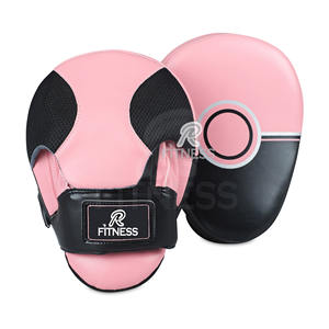 RC Fitness Wears, coussinets de frappe multi-couches en mousse pour la boxe, mitaines en cuir PU de qualité supérieure pour les arts martiaux, MMA, karaté, kickboxing - Product Image 1