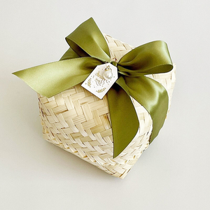 Square luxury gift packaging handcrafted woven box bamboo bread candy cake cookie gifts boxes