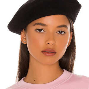 Pendientes Pequeños con Iniciales de 18G para Mujeres y Niñas, Plata de Ley 925 Hipoalergénica, Estilo Religioso Moderno para Fiestas y Regalos - Product Image 2