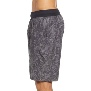 Shorts de sport décontractés pour hommes OEM ODM, meilleure qualité, vêtements de plage, maille, motif uni, shorts personnalisables par sublimation pour hommes - Product Image 3