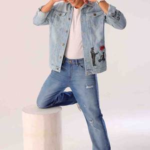 Venta tarifa al por mayor adelgazamiento Patchwork frente Logo Stand Collar desgastado Denim Jeans Chaqueta estilo callejero Hip Hop otoño temporada hombres - Product Image 4